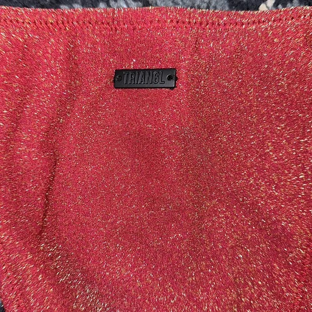 Ruby sparkle swimsuit set with bag. - Picture 4 of 4